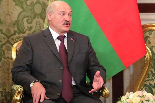 Александр Лукашенко - Лукашенко потребовал от нового правительства снизить зависимость от России - versia.ru - Россия - Белоруссия
