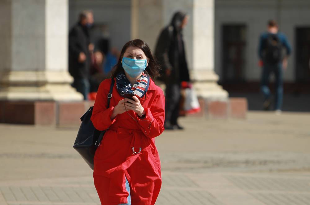 Роспотребнадзор объяснил, в каком случае ношение маски опасно для здоровья - vm.ru