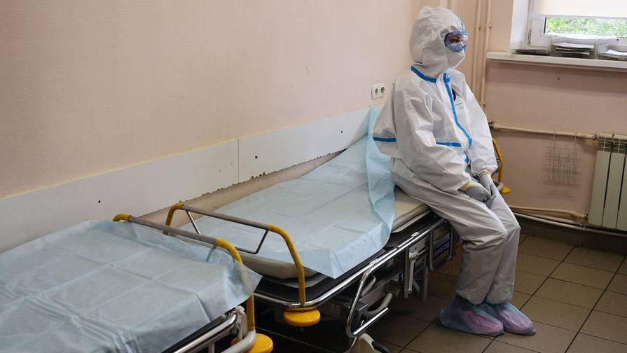 Еще 57 пациентов с COVID-19 скончались в Москве - gazeta.ru - Россия - Москва