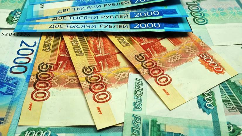 Названы отрасли с самыми высокооплачиваемыми вакансиями в России - russian.rt.com - Россия