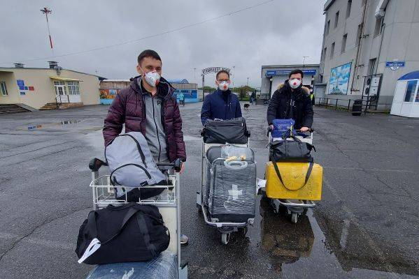 Московские врачи отправились на Камчатку помогать в борьбе с Covid-19 - eadaily.com - Камчатский край - Приморье край - Хабаровск