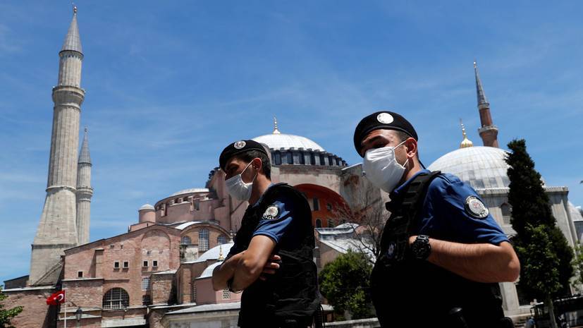 Фахреттина Коджи - За сутки в Турции выявили 930 новых случаев коронавируса - russian.rt.com - Турция