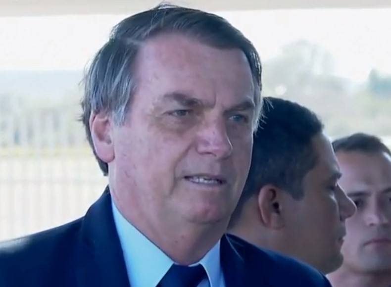 Жаир Болсонару - Президент Бразилии пригрозил покинуть ВОЗ - vm.ru - Сша - Бразилия