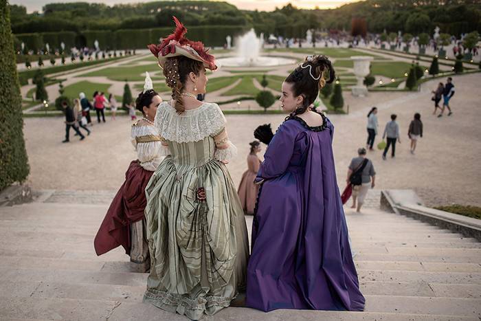 Версальский дворец открылся во Франции после карантина по COVID - gazeta.ru - Франция