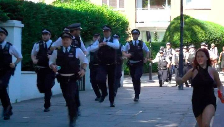 Протесты в Лондоне: 23 полицейских получили ранения - vesti.ru - Лондон