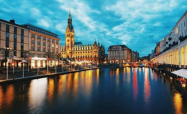 Linux захватывает Германию. Гамбург откажется от Windows и MS Office - cnews.ru - Германия - Гамбург