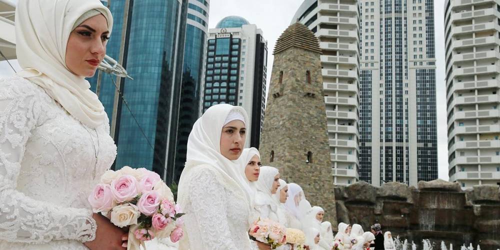 Рамзан Кадыров - Кадыров поручил выделить малоимущим деньги на выкуп 207 невест в Чечне - ruposters.ru - республика Чечня