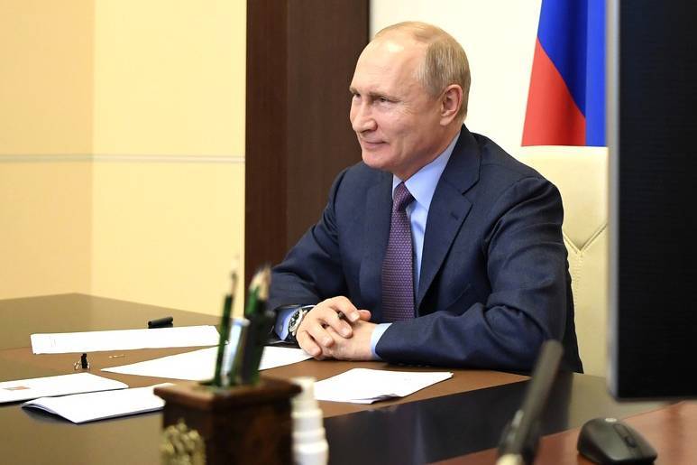 Владимир Путин - Путин заявил, что Россия выдержала испытание коронавирусом - vm.ru - Россия