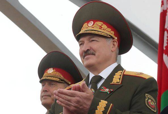 Дмитрий Песков - В Кремле уклонились от ответа о приглашении Лукашенко на парад Победы - eadaily.com - Россия - Москва - Снг