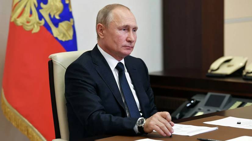 Владимир Путин - Путин отметил пользу труда соцработников - russian.rt.com - Россия