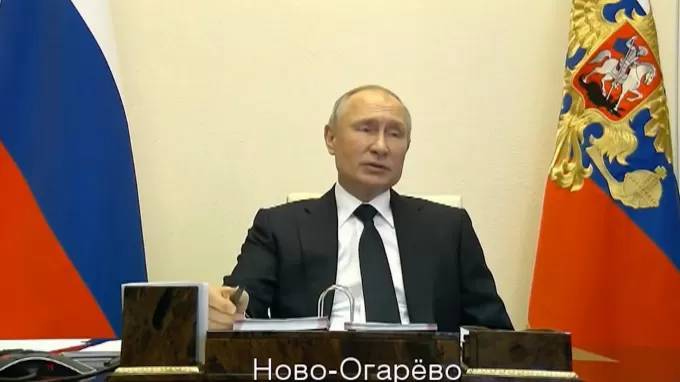 Владимир Путин - Путин подписал закон о мерах поддержки граждан и бизнеса - piter.tv - Россия
