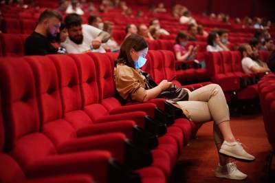 Кинотеатр в ВАО могут закрыть за нарушение профилактики COVID-19 - tvc.ru - Москва