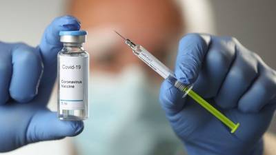 Александр Горелов - Что нельзя делать перед прививкой от коронавируса? — объясняет эпидемиолог - 5-tv.ru - Россия