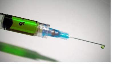 Вторая партия вакцины от коронавируса поступила в Петербург 14 октября - piter.tv - Санкт-Петербург