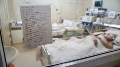 В России выявлено 13 754 новых случая коронавируса за сутки - riafan.ru - Россия - Москва