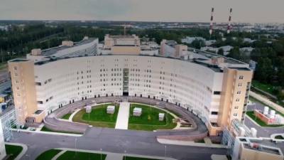 Денис Гусев - Около 400 сотрудников Боткинской больницы переболели коронавирусом - piter.tv - Санкт-Петербург