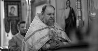 Александр Невский - Священник из Тульской области скончался от осложнений COVID-19 - ren.tv - Тула - Тамбов - Тульская обл.