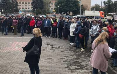В Смеле протестуют против "красной" зоны карантина - korrespondent.net - Черкасская обл.