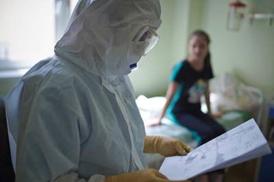 Медики, работающие с коронавирусными больными, в октябре получат дополнительные выплаты - pnp.ru