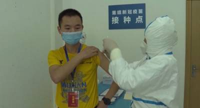 Китай проводит клинические испытания 13 вакцин от Covid-19 - eadaily.com - Китай