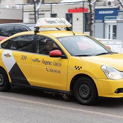 Шесть таксистов из десяти не соблюдают в Москве требования по профилактике коронавируса - radiomayak.ru - Москва