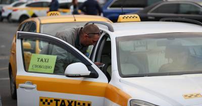 Дептранс: большинство такси в Москве не соблюдают меры по коронавирусу - ren.tv - Москва