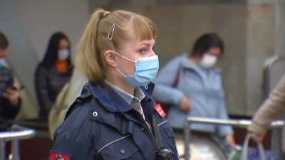Надеваем маски и сидим дома: как защититься от коронавируса и гриппа - vesti.ru - Россия - Москва