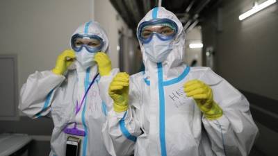 В России за сутки выявили более 10 тысяч случаев коронавируса - russian.rt.com - Россия