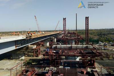 В Запорожье продолжается круглосуточное строительство мостов через Днепр - inform.zp.ua - Запорожье