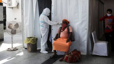 В Индии за сутки зафиксировано более 72 тысяч случаев коронавируса - russian.rt.com - Индия