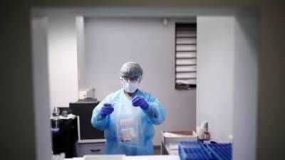 Жан Кастекс - Во Франции за сутки выявили более 18 тысяч случаев коронавируса - russian.rt.com - Франция
