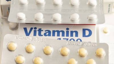 Сергей Малоземов - Врач рассказал, почему дефицит витамина D повышает риск заражения COVID-19 - 5-tv.ru