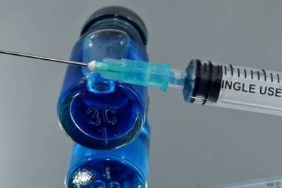 Уильям Эванин - США обвинили Россию в попытках помешать получить вакцину от COVID-19 - versia.ru - Россия - Сша - Китай - Иран