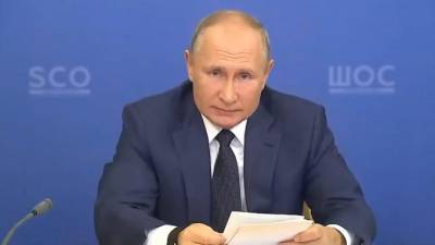 Владимир Путин - Путин: Пандемия нанесла сильнейший удар по мировой экономике - piter.tv - Россия