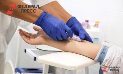 Трое алтайских медиков заразились COVID-19 - fedpress.ru - Алтайский край - Барнаул