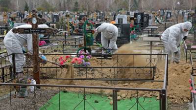 В продаже появились гробы для умерших от коронавируса - vesti.ru - Москва