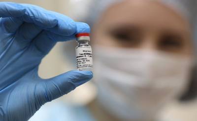 Синдзо Абэ - Yahoo News Japan (Япония): Россия предлагает Японии импортировать российскую вакцину от нового коронавируса и производить ее на месте. Можно ли рассчитывать на то, что она не будет использовать - inosmi.ru - Россия - Япония - Сочи