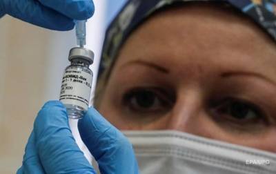 В России медики заразились COVID-19 после вакцинации - korrespondent.net - Россия - Алтайский край