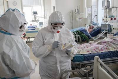 Случаи повторного заражения коронавирусом выявлены у медиков в Еврейской АО - interfax-russia.ru - Еврейская обл.