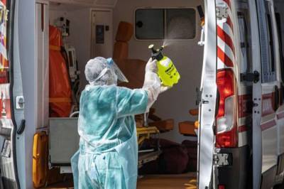 Виталий Кличко - В Киеве за сутки обнаружили почти 1 000 зараженных COVID-19 и около сотни умерших: данные на 11 ноября - newsone.ua - Киев