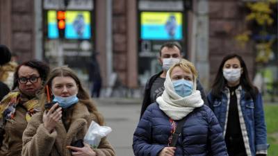 Максим Степанов - Минздрав Украины оценил возможные сроки получения вакцины от COVID-19 - russian.rt.com - Украина - Киев