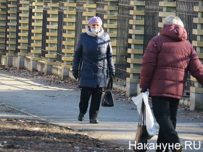 Более 40% заболевших коронавирусом жителей Екатеринбурга ходили на работу - nakanune.ru - Екатеринбург