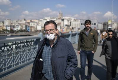 Из-за коронавируса в Турции запретили курить на улице - news.bigmir.net - Турция