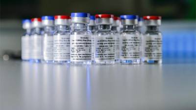 Дмитрий Медведев - Медведев предложил включить вакцины от коронавируса в список жизненно важных лекарств - iz.ru - Израиль