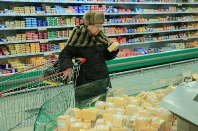 Пандемия изменила потребительское поведение россиян в сторону экономии - argumenti.ru