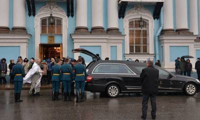 Во сколько обойдется петербуржцам бюджетный гроб для умерших с COVID-19 - ivbg.ru - Санкт-Петербург - Москва - Украина