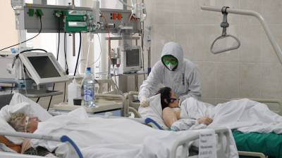 В Москве за сутки госпитализировали почти 1,5 тысячи человек с коронавирусом - gazeta.ru - Москва