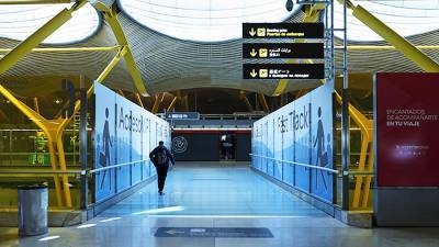 Испания будет штрафовать иностранцев без теста на COVID-19 до €6 тыс. - iz.ru - Испания - Израиль