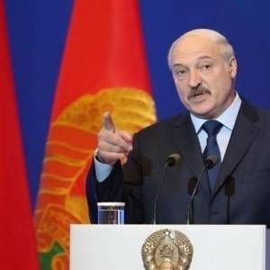Александр Лукашенко - Лукашенко назвал COVID-19 «ширмой для передела мира» - reporter-ua.com - Белоруссия