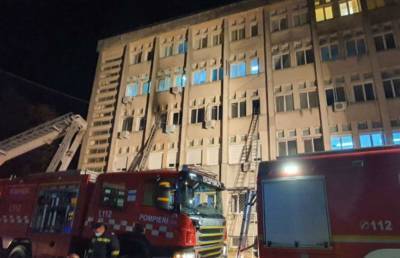 Крупный пожар произошел в больнице Румынии, погибли 10 человек. Там лечили больных COVID-19 - ont.by - Румыния - Пьятра-Нямц